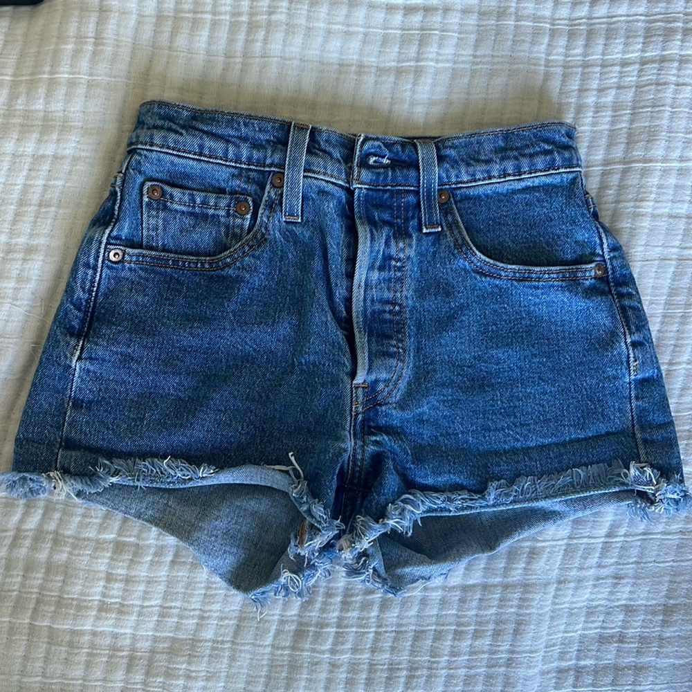 Levi 501 high rise shorts